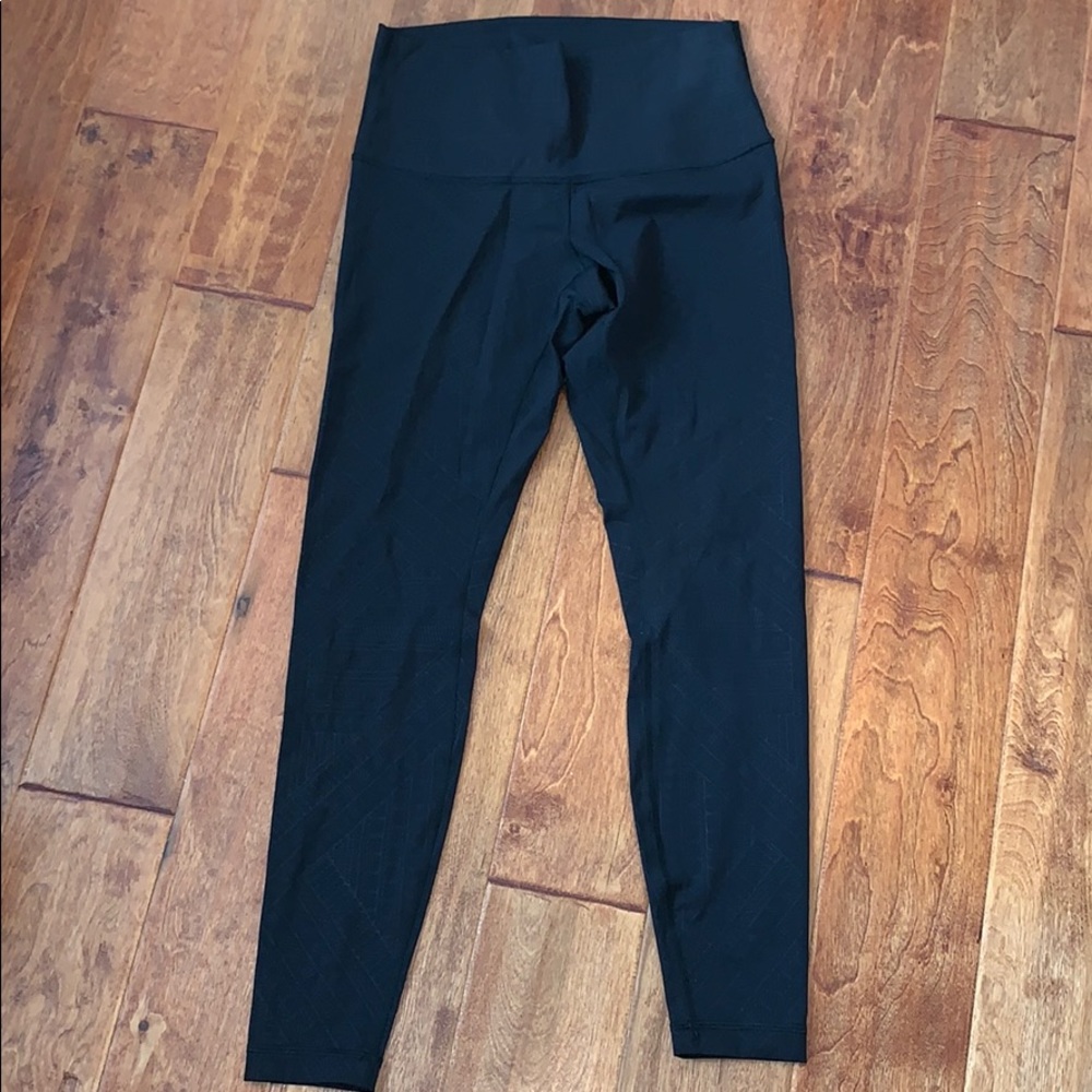 Black Patterned LuLu Lemon Leggings. Never worn.